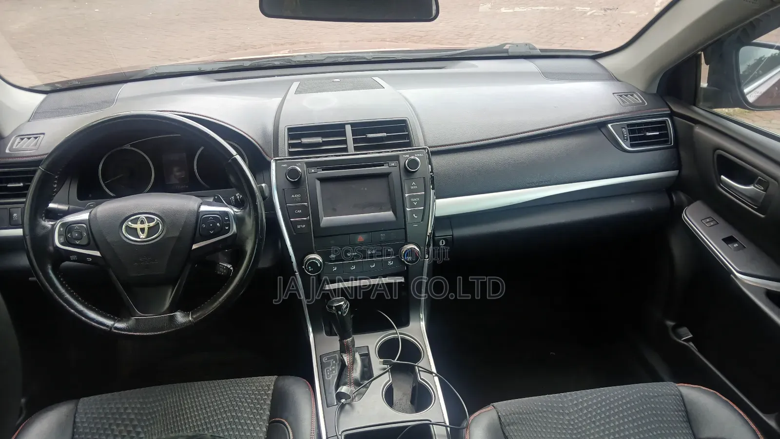 Toyota Camry SE 4dr Sedan (2.5L 4cyl 6A) 2016 Red