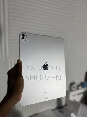 New Apple iPad Pro 13 (2024) 256 GB Silver
