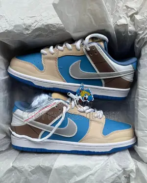 Nike Dunk Low Blastoise