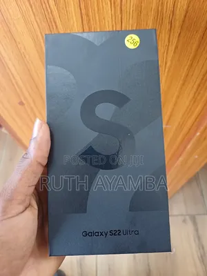 New Samsung Galaxy S22 Ultra 5G 256 GB Black