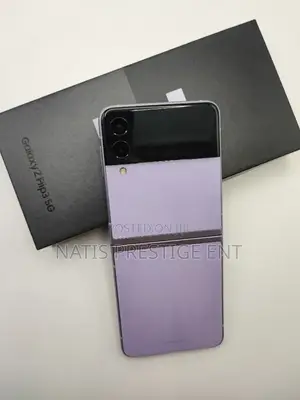 New Samsung Galaxy Z Flip4 256 GB Purple