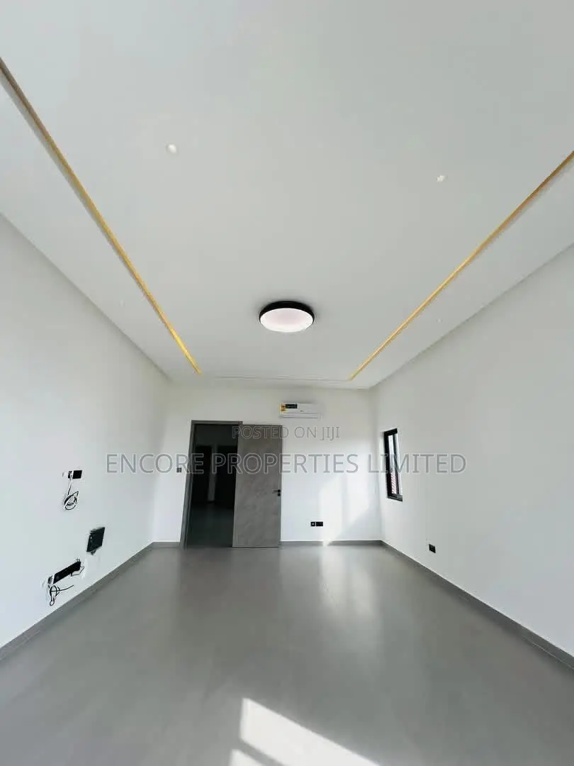 4bdrm House in Encore Properties, Owusu Ansah for sale