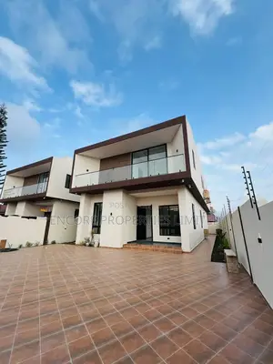 4bdrm House in Encore Properties, Owusu Ansah for sale