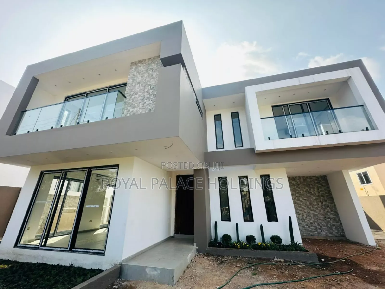 3bdrm House in Oyarifa for sale