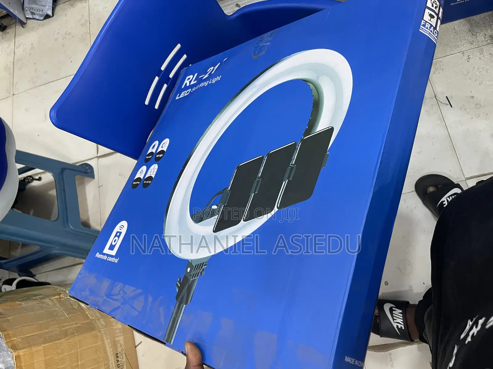 Led Fill Ring Light With Remote Cont. And Tripod Stand - 21"