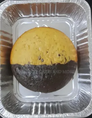 8 Inch Raw / Plain Cake, Two Flavours