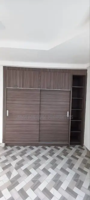 4bdrm House in Taifa-Burkina for sale