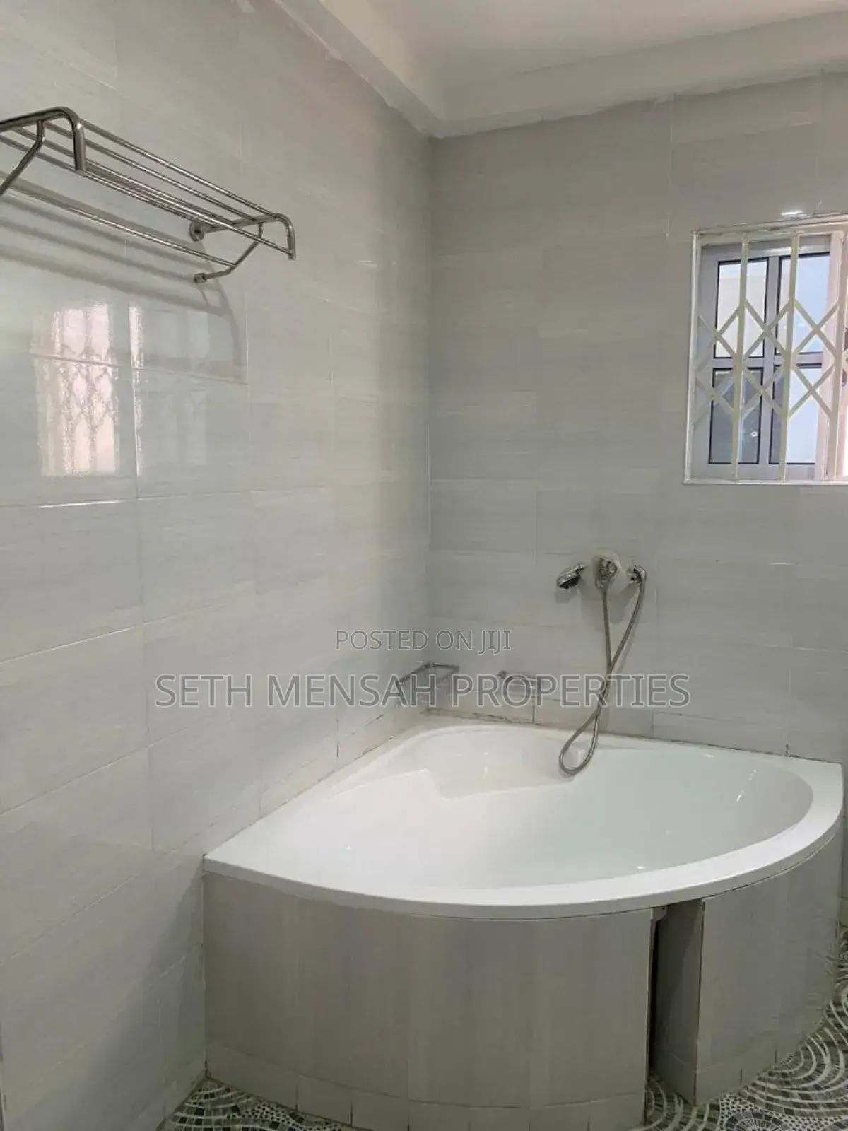 4bdrm House in Taifa-Burkina for sale
