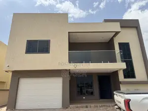 5bdrm Mansion in Achimota Petroleum for rent