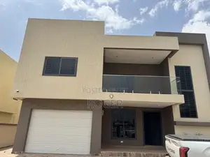 5bdrm Mansion in Achimota Petroleum for rent