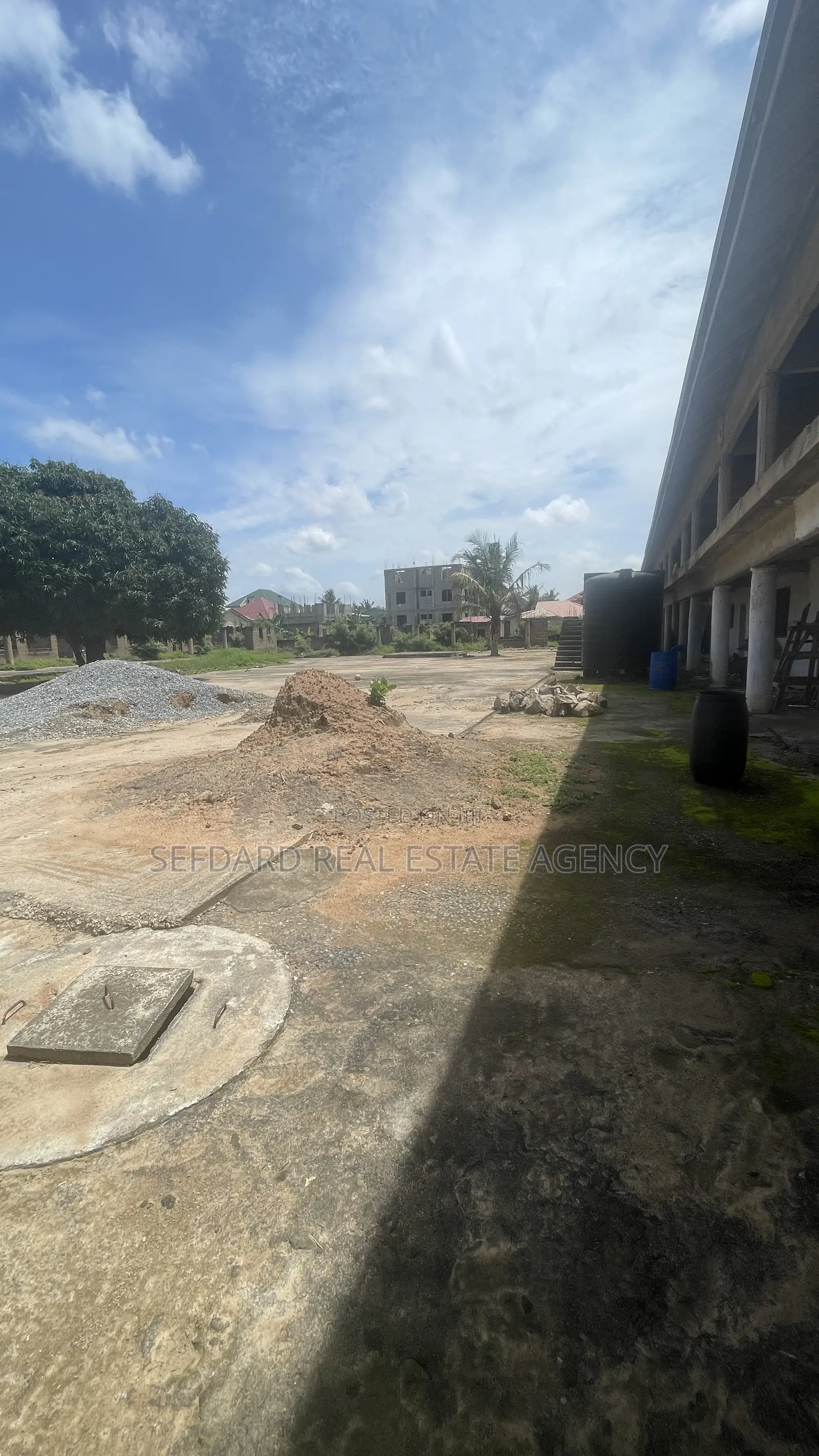 Uncompleted School Complex – Abehenase (Along the Main Sonitra Road)