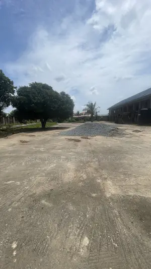 Uncompleted School Complex – Abehenase (Along the Main Sonitra Road)