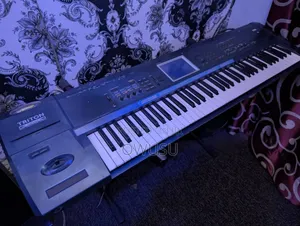 Korg Triton Extreme 76keys Keyboard