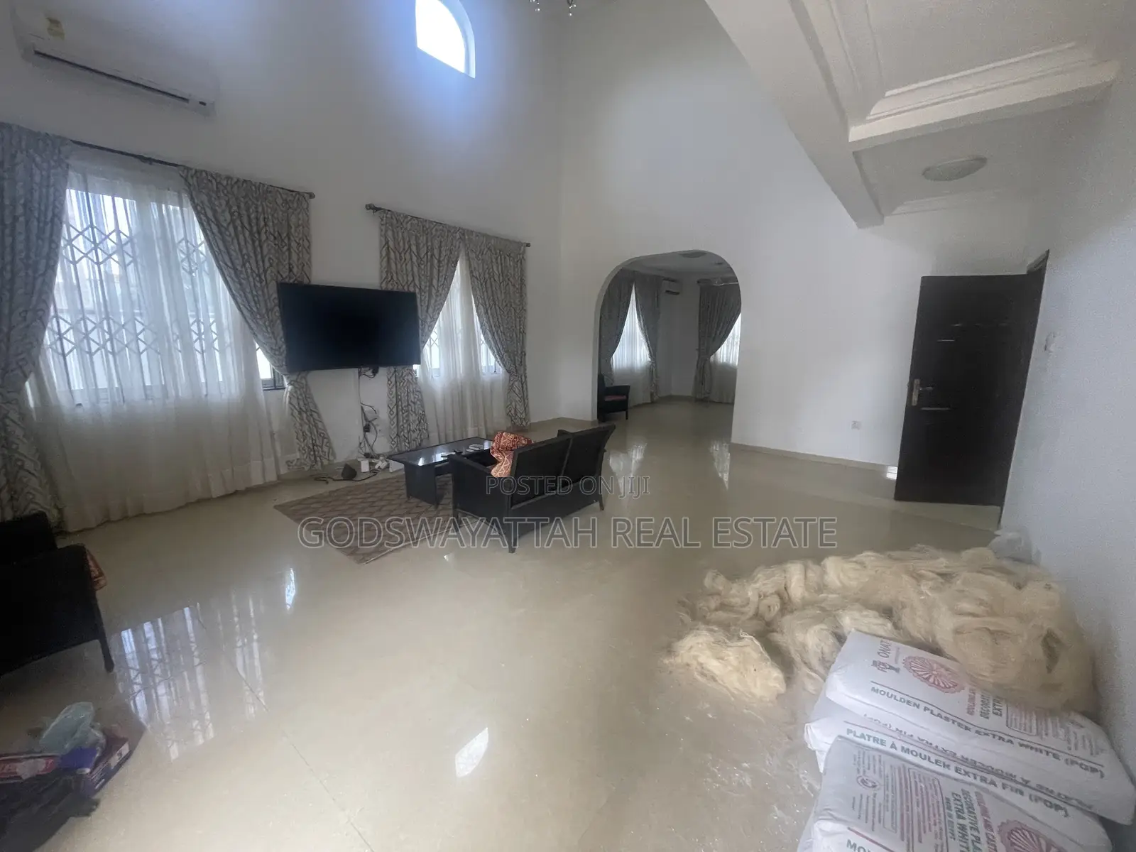 4bdrm House in East Legon, Adjiriganor for rent