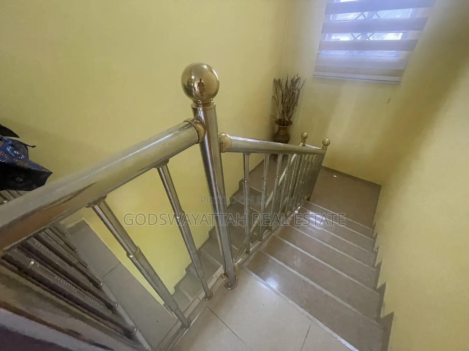 4bdrm House in East Legon, Adjiriganor for rent