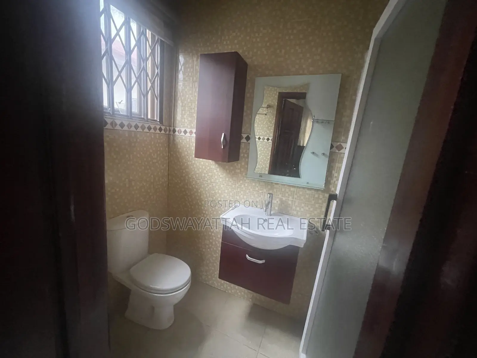 4bdrm House in East Legon, Adjiriganor for rent