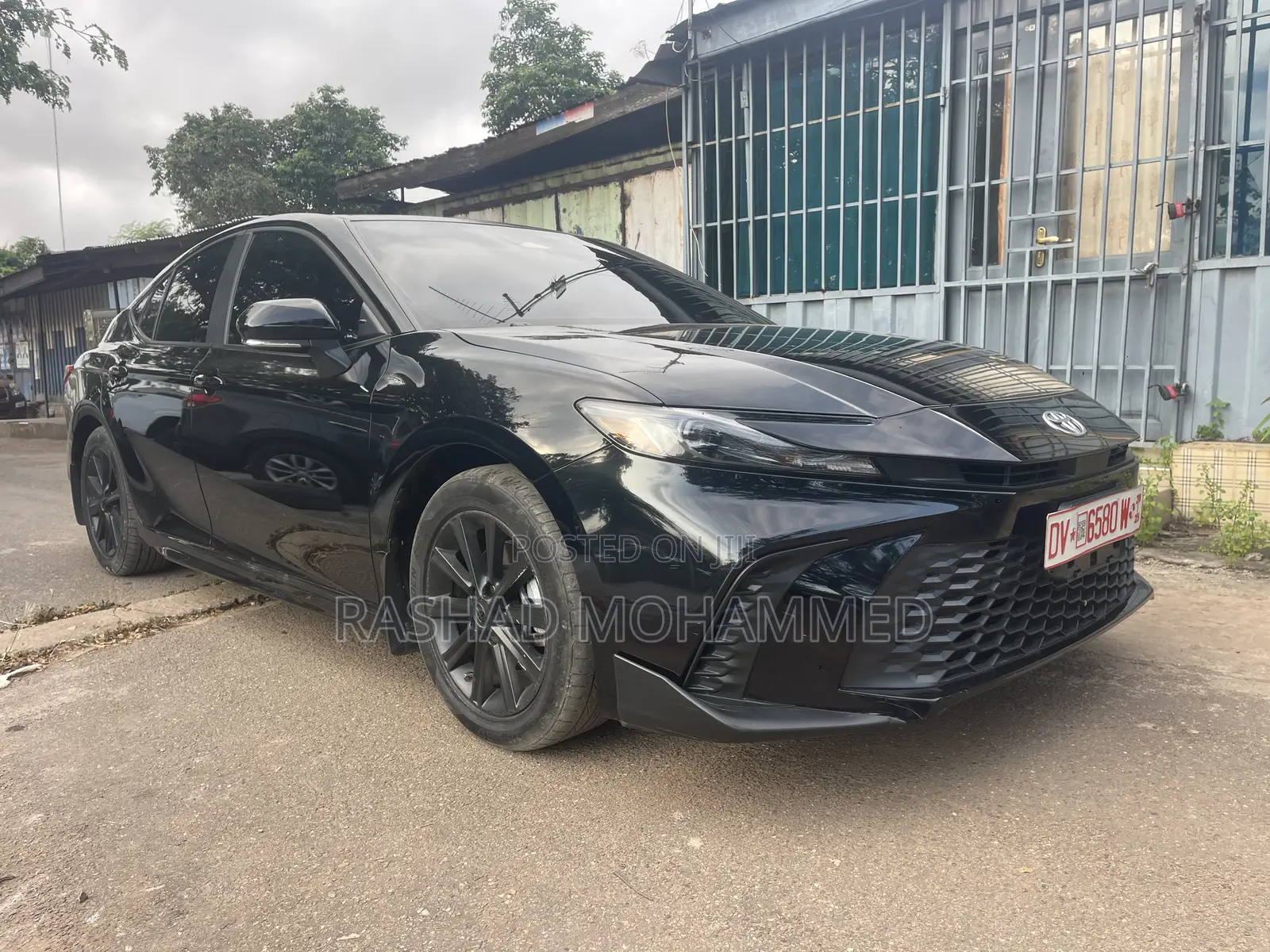 Toyota Camry SE 2025 Black