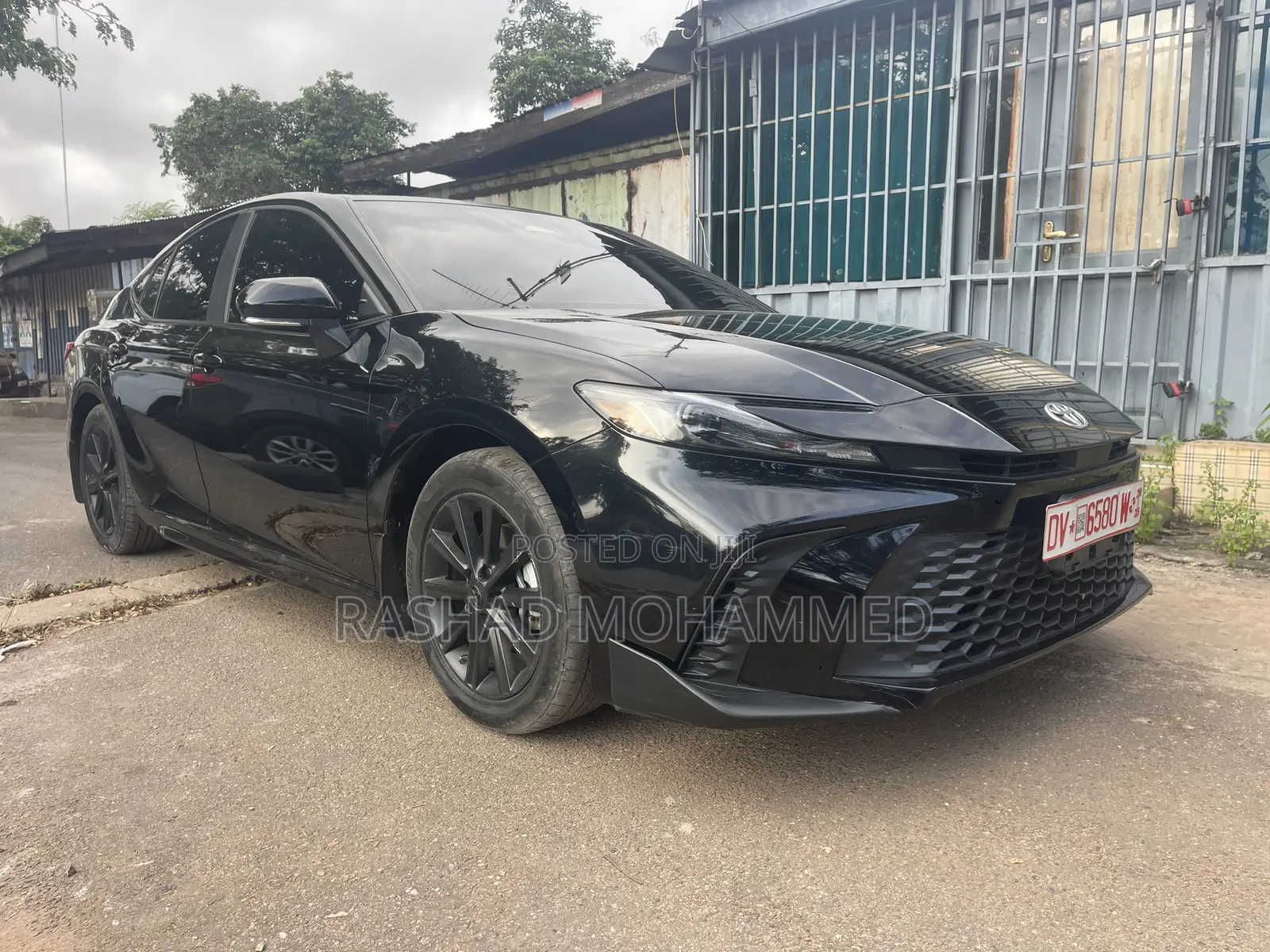 Toyota Camry SE 2025 Black