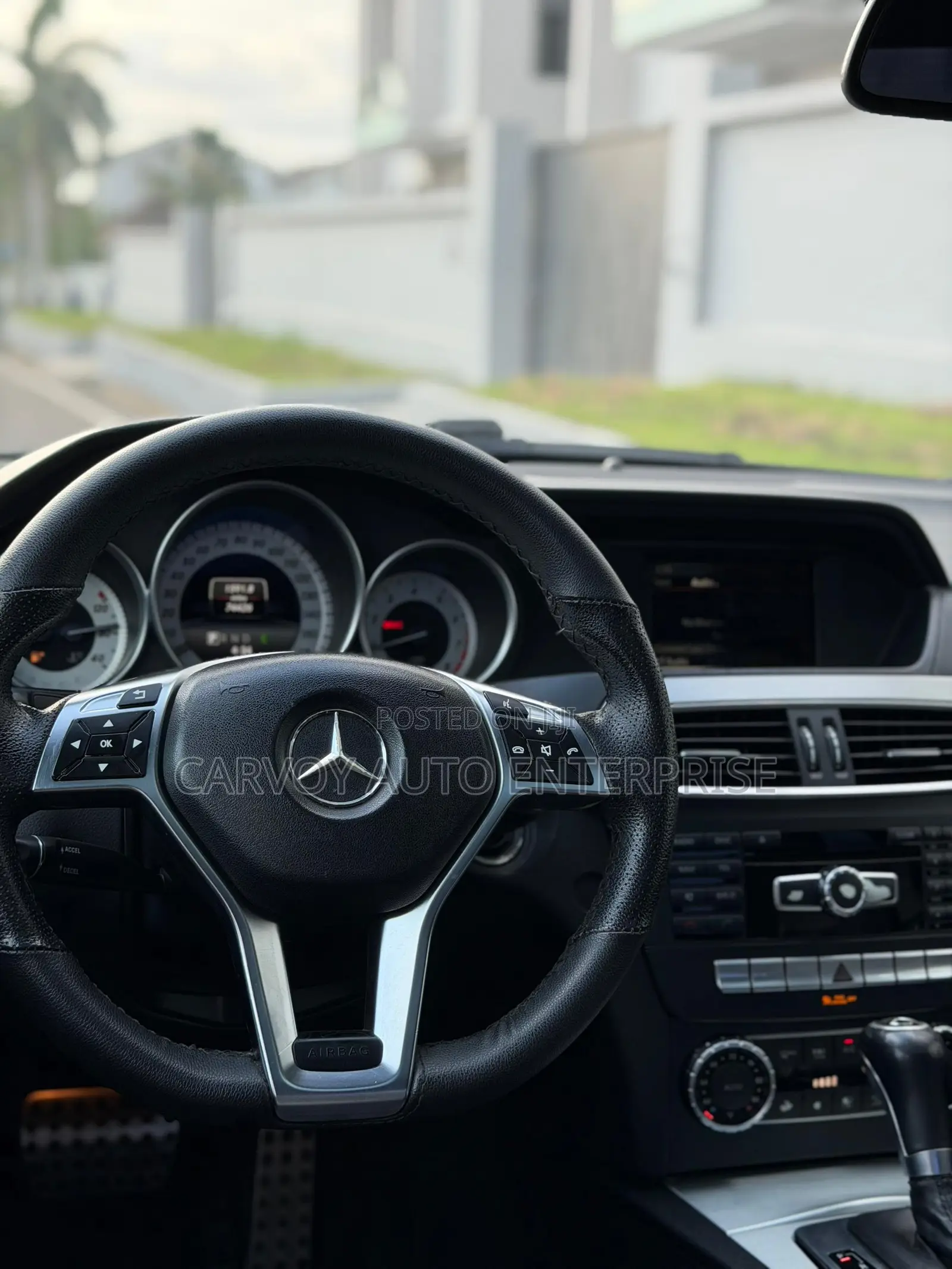 Mercedes-Benz C250 2014 Black