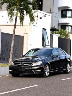 Mercedes-Benz C250 2014 Black