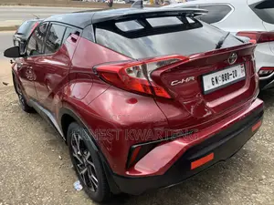 Toyota C-HR 2019 Burgundy