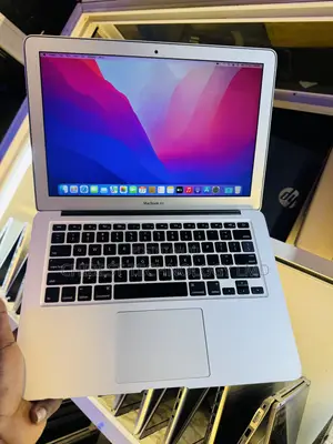 Laptop Apple MacBook Air 2017 8GB Intel Core i5 SSD 256GB