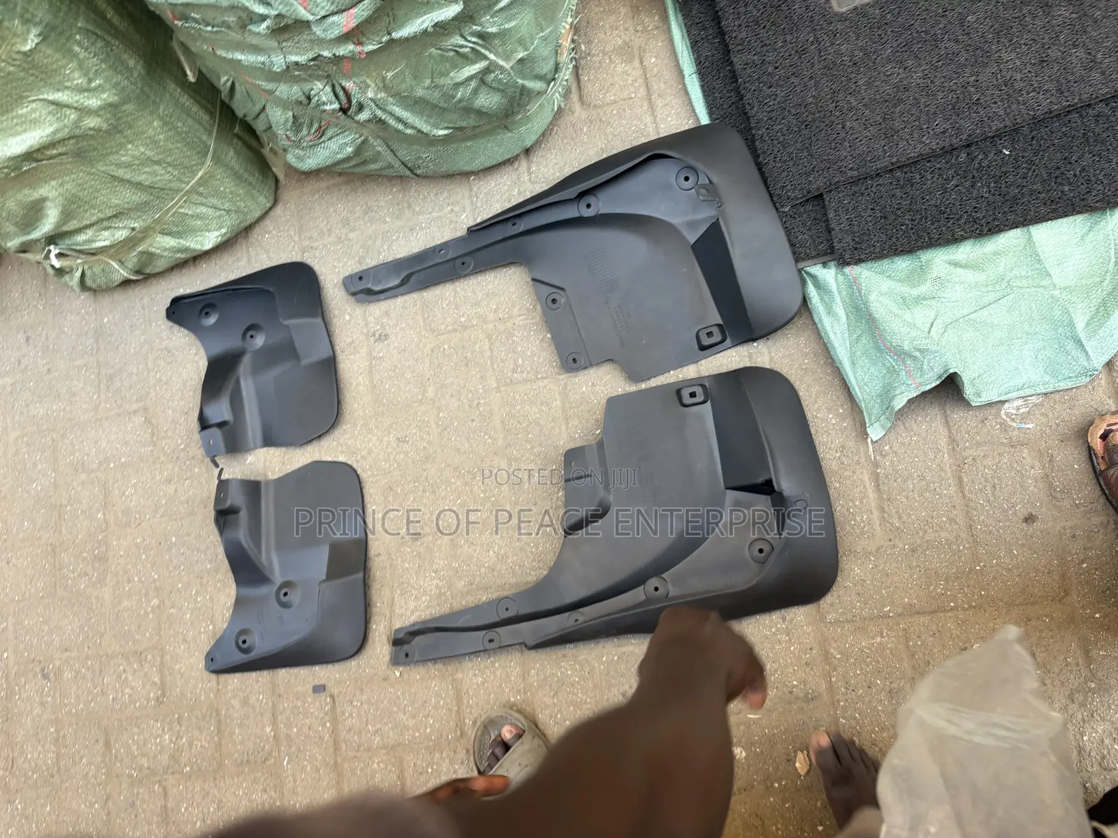 Toyota Land Cruiser Fj200 2010 2015 Mud Guard, Mud Flaps or Rubbers