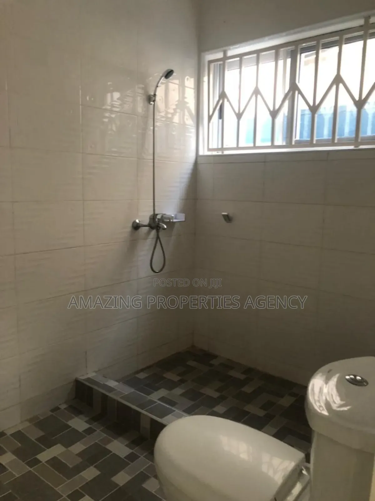 3bdrm House in Spintex for rent