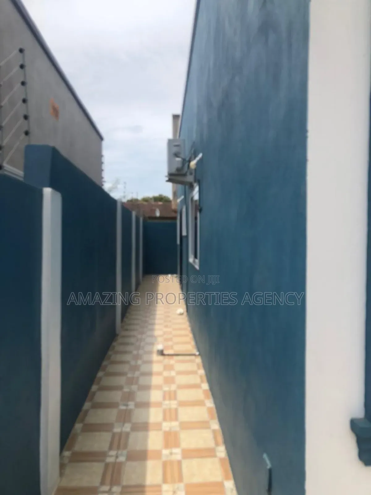 3bdrm House in Spintex for rent