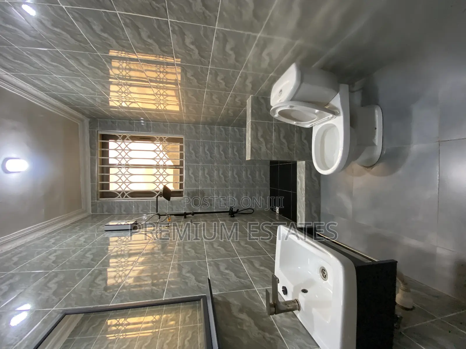 3bdrm Apartment in East Legon for rent