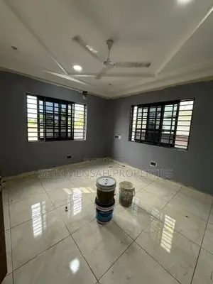 3bdrm House in Ashaley Botwe for sale