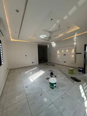 3bdrm House in Ashaley Botwe for sale