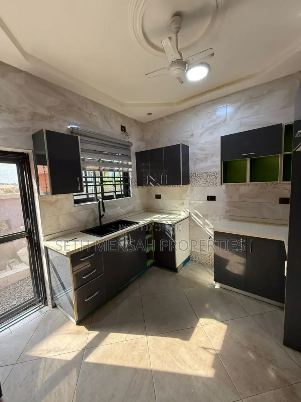 3bdrm House in Ashaley Botwe for sale