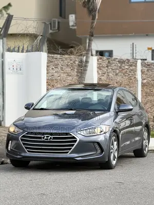 Hyundai Elantra Value Edition Sedan FWD (2.0L 4cyl 6A) 2017 Silver