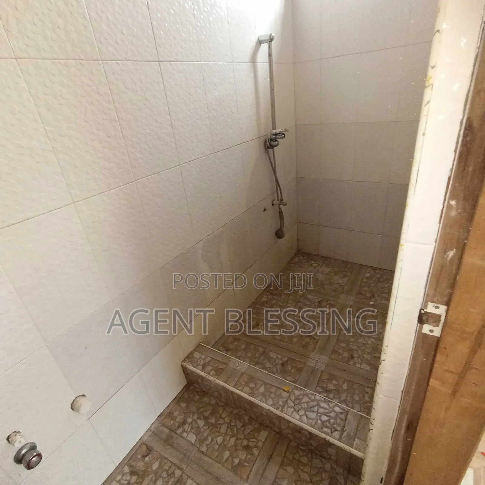 3bdrm Apartment in Gbetsile Samco, Tema Metropolitan for rent