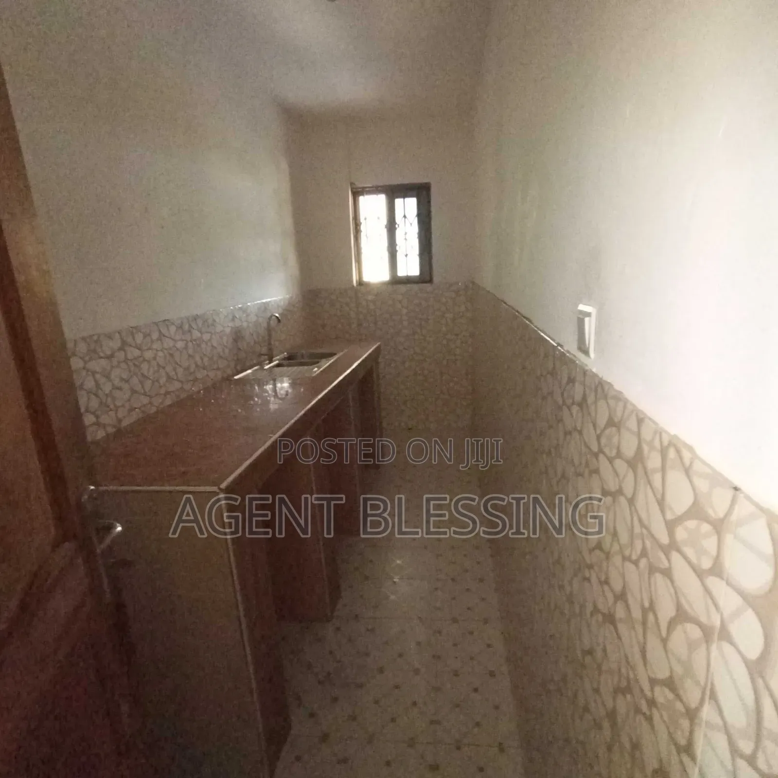 3bdrm Apartment in Gbetsile Samco, Tema Metropolitan for rent