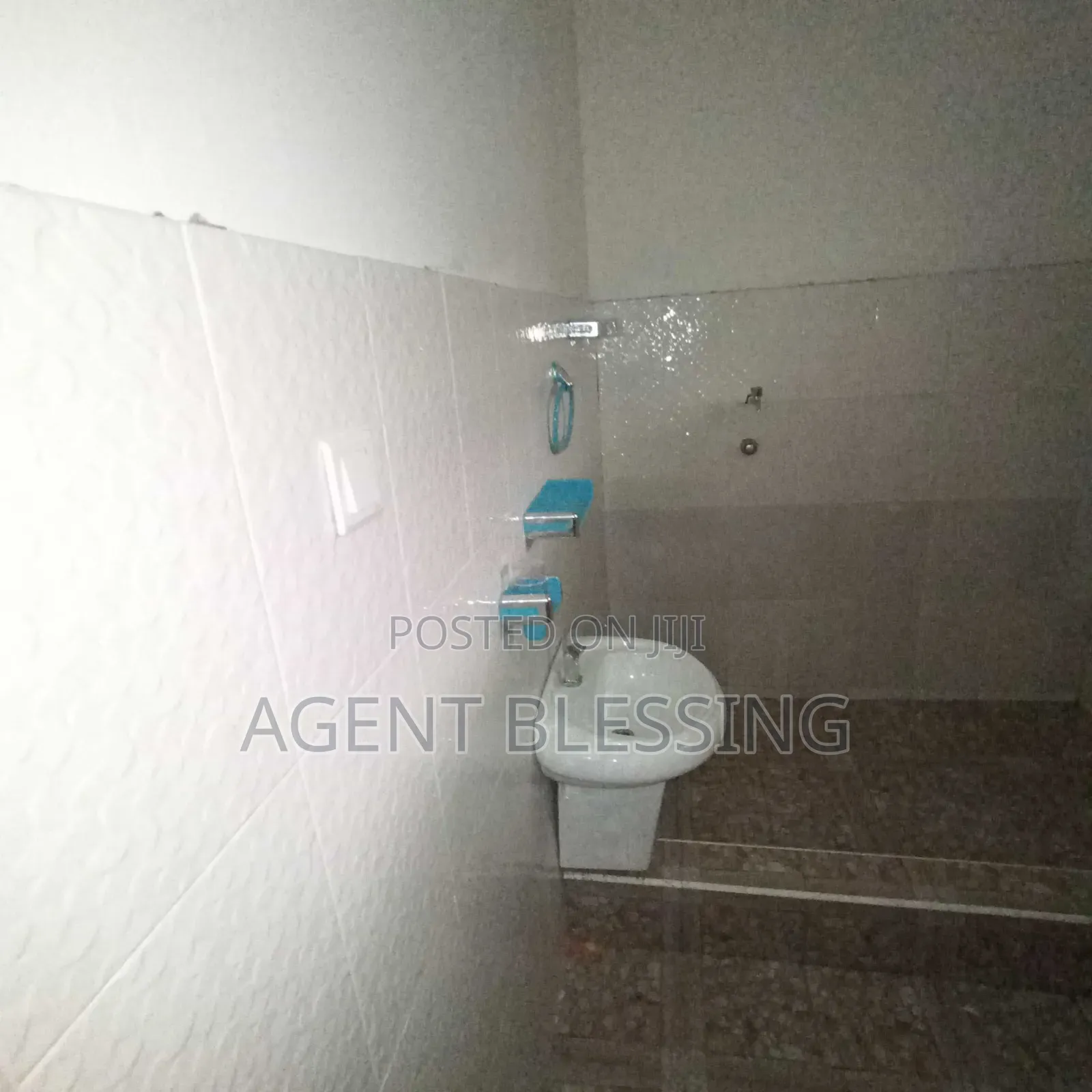 3bdrm Apartment in Gbetsile Samco, Tema Metropolitan for rent