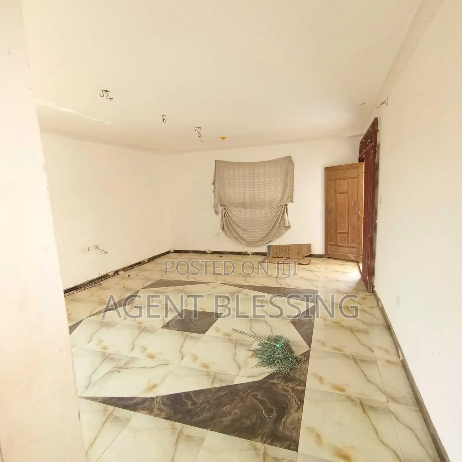 3bdrm Apartment in Gbetsile Samco, Tema Metropolitan for rent