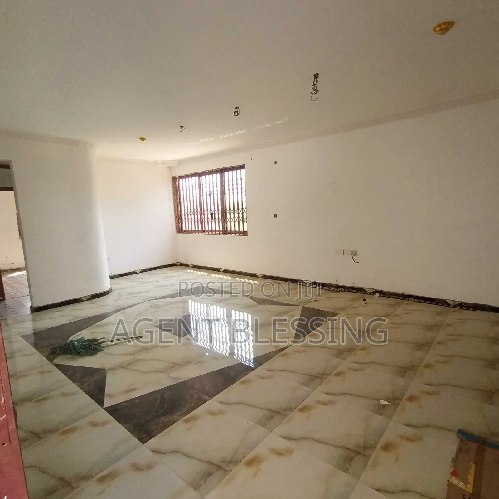 3bdrm Apartment in Gbetsile Samco, Tema Metropolitan for rent