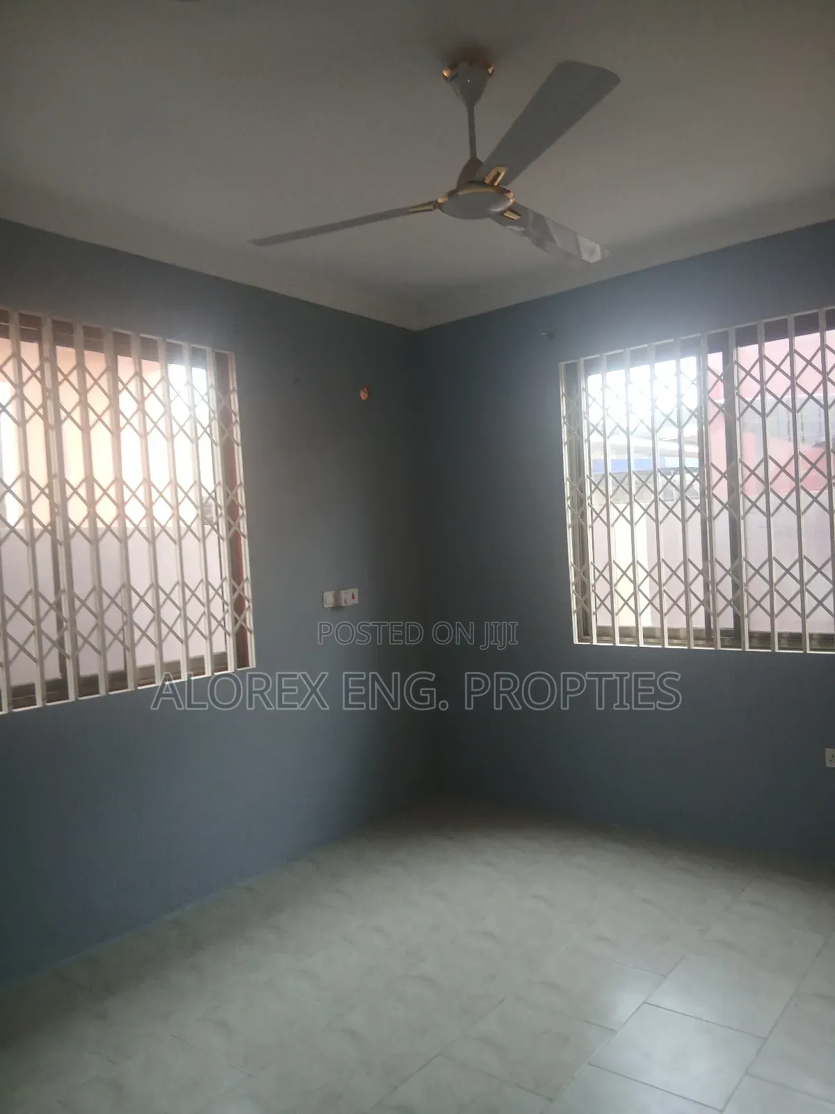 3bdrm House in Self Compound, Abokobi for rent