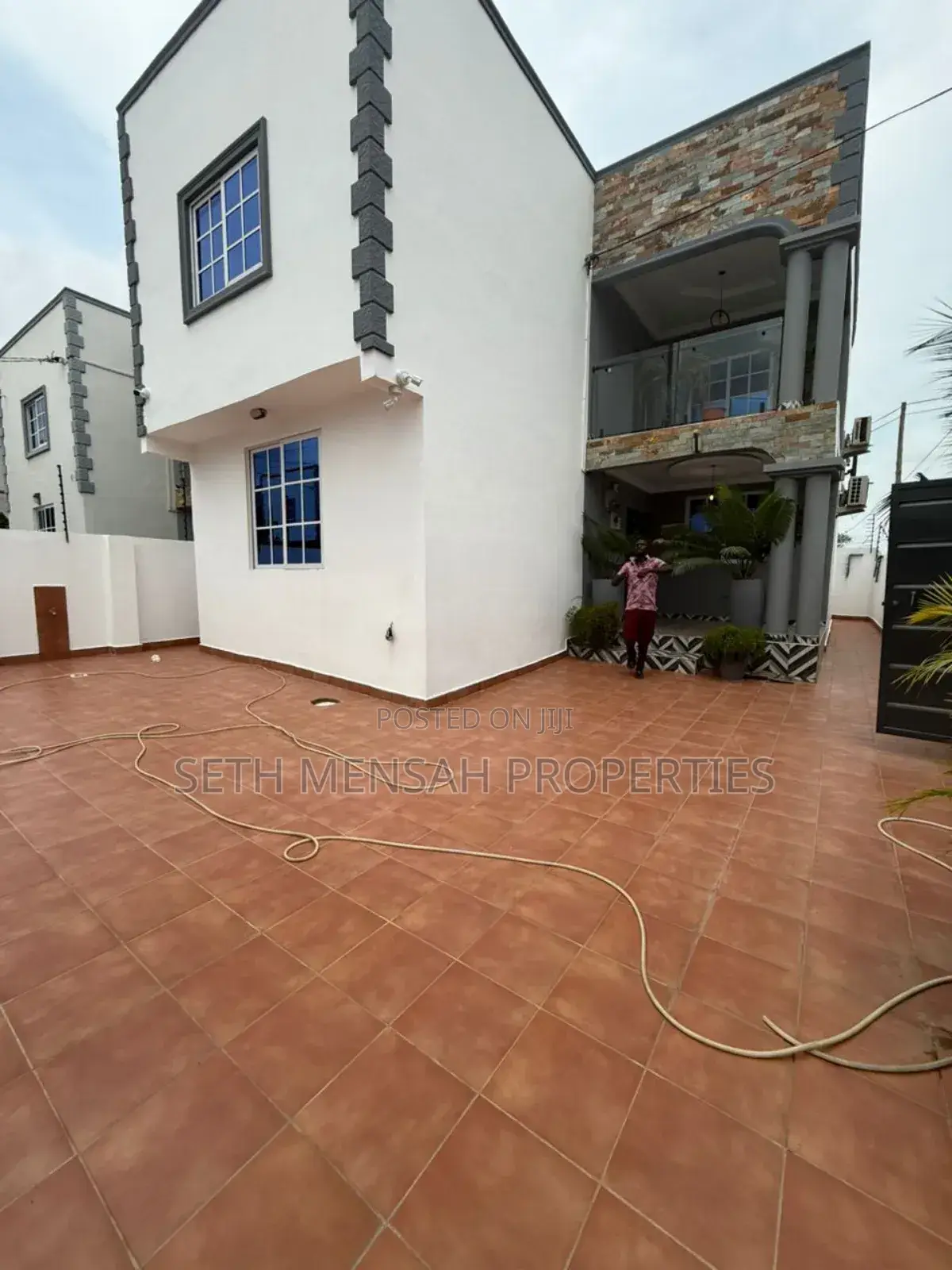 4bdrm House in Taifa-Burkina for sale