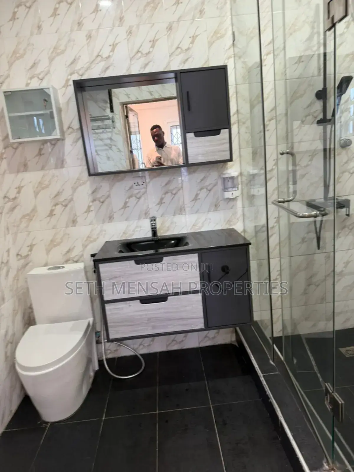 4bdrm House in Taifa-Burkina for sale
