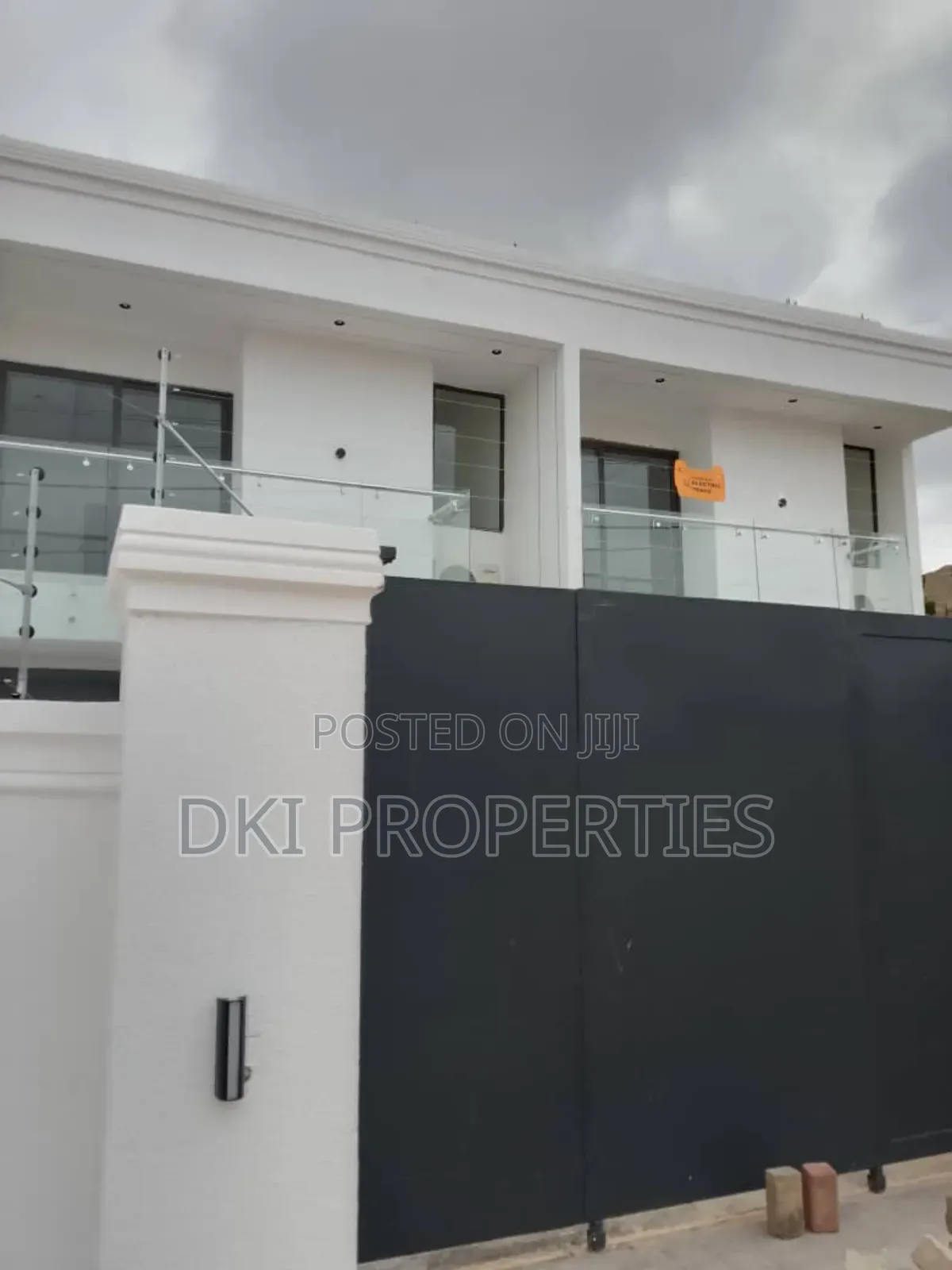 2bdrm House in Dki Properties, East Legon for sale