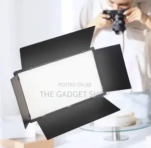 Rechargeable RGB Studio Light