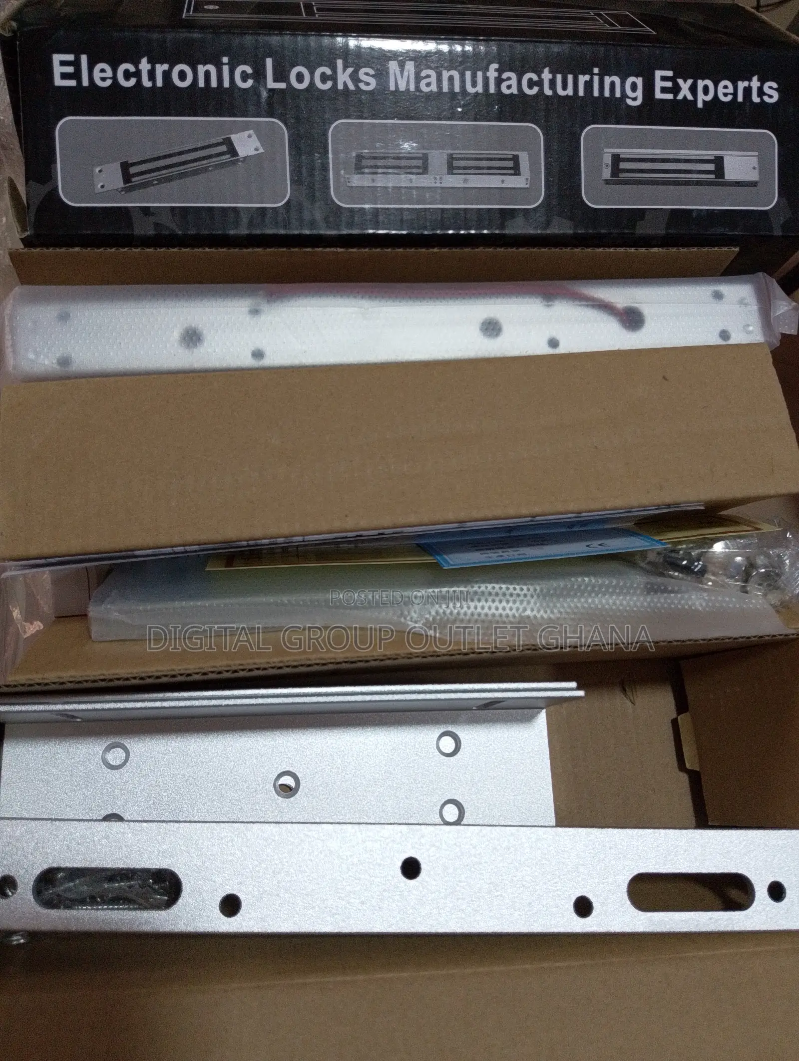 Electronic Locks With Bracket