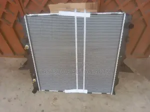 Land Range Rover Discovery 4, 5 Radiator [Water Tanks] - To All Areas.