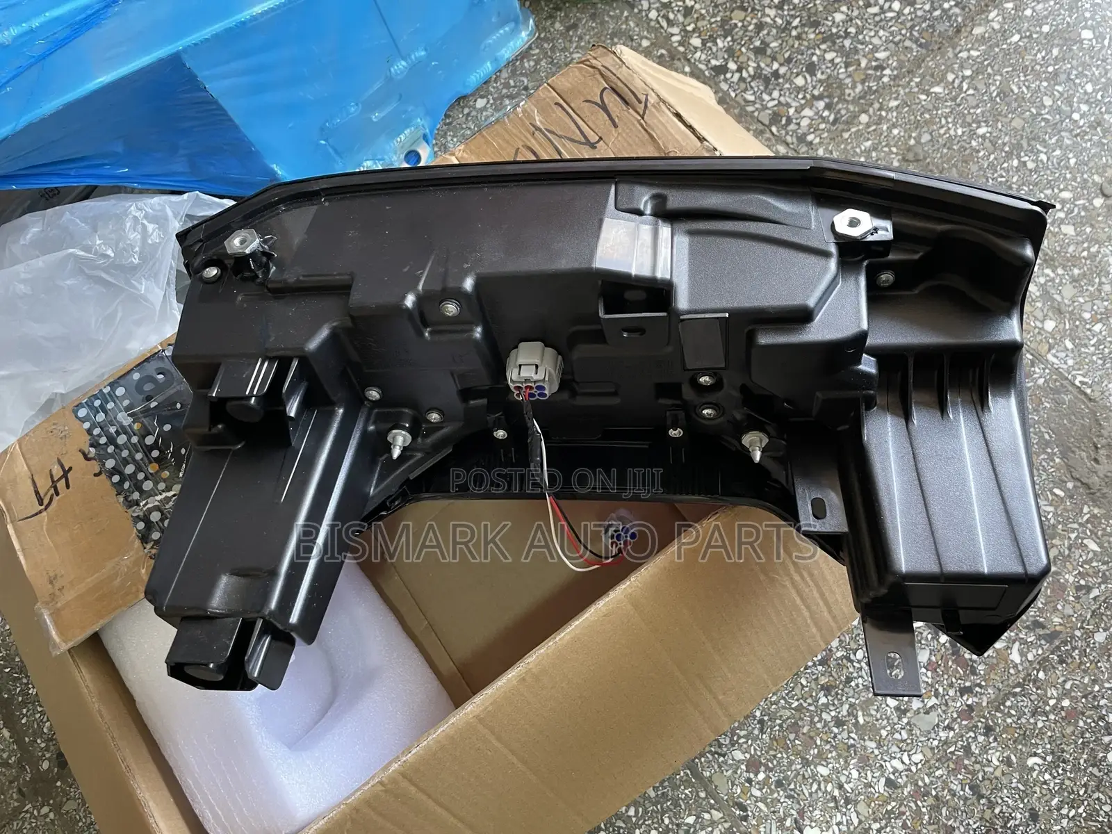 Toyota Tundra 2023-2024-2025 Taillight
