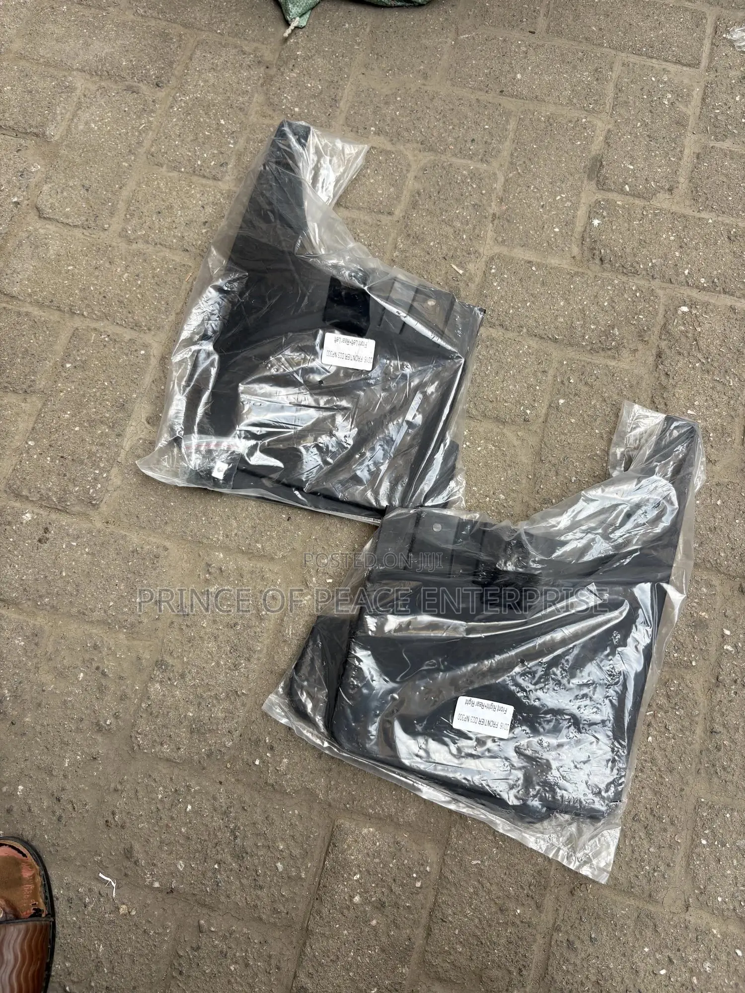 Nissan Frontier 2016 2019 Mud Guard, Splash or Flaps ( D23 Np300 )