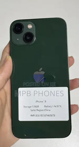 Apple iPhone 13 128 GB Green