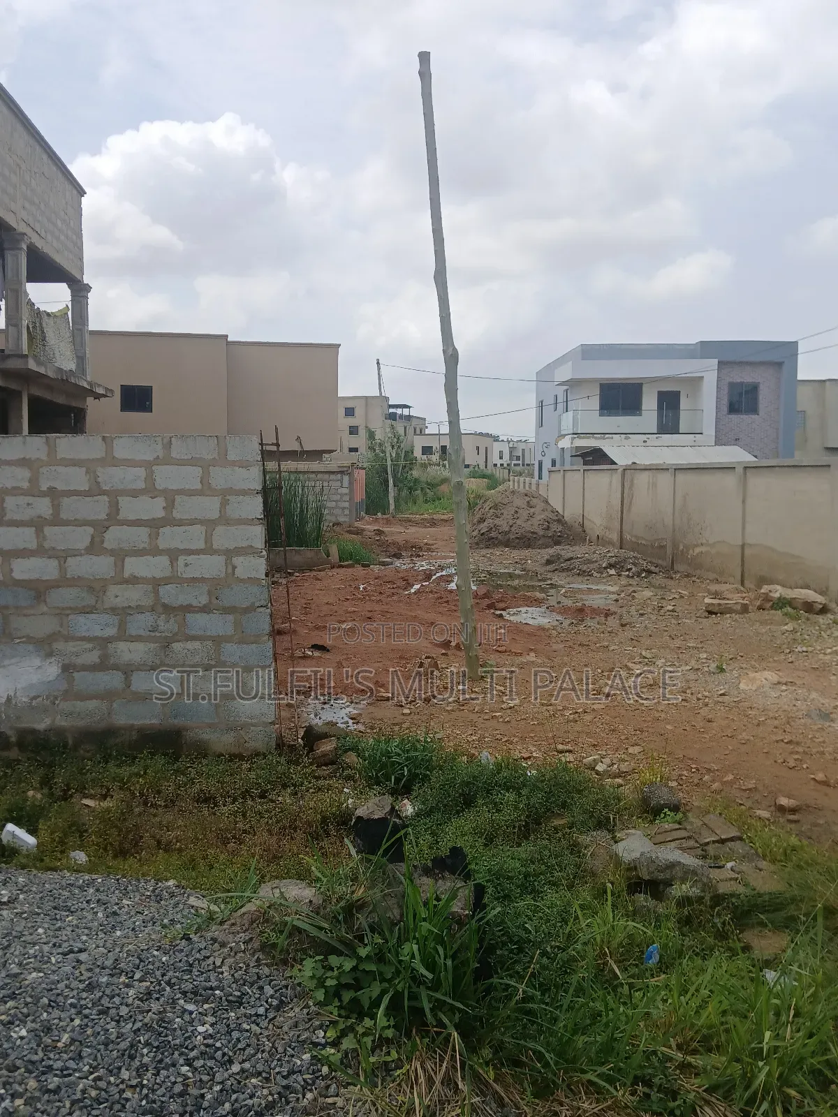 4bdrm House in Adenta Pantang Road for sale